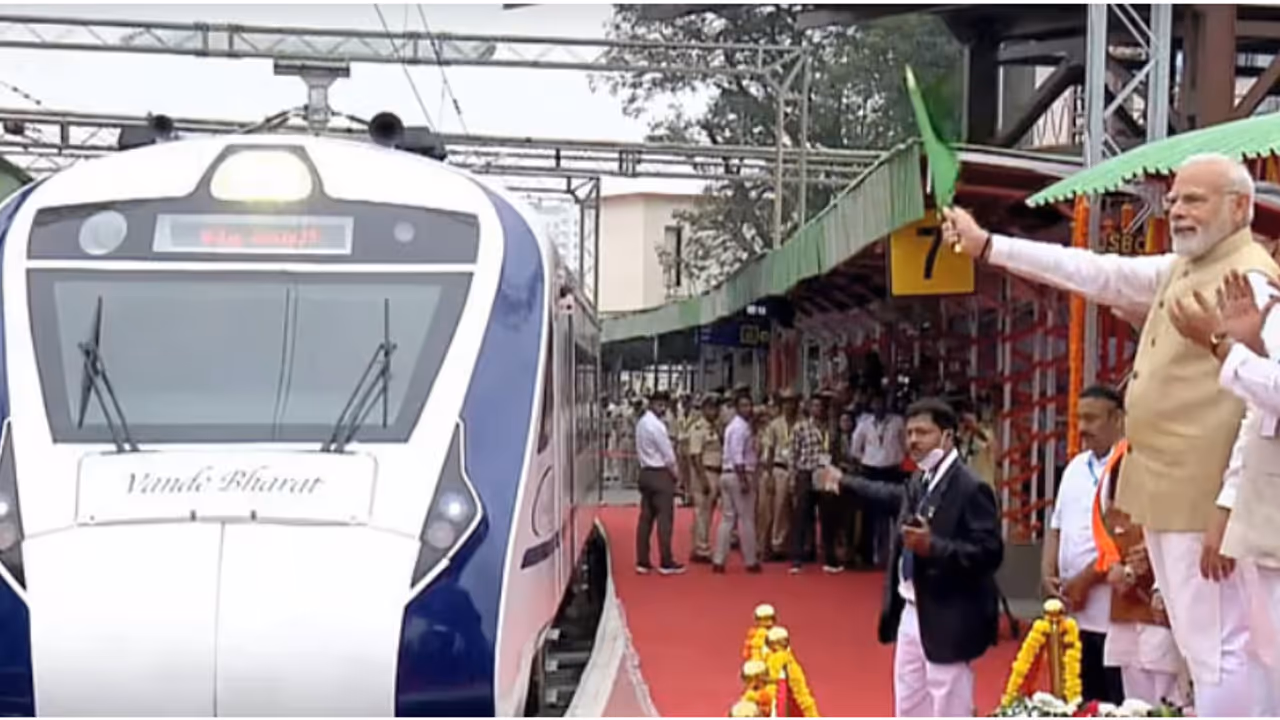 pm modi vande bharat 
