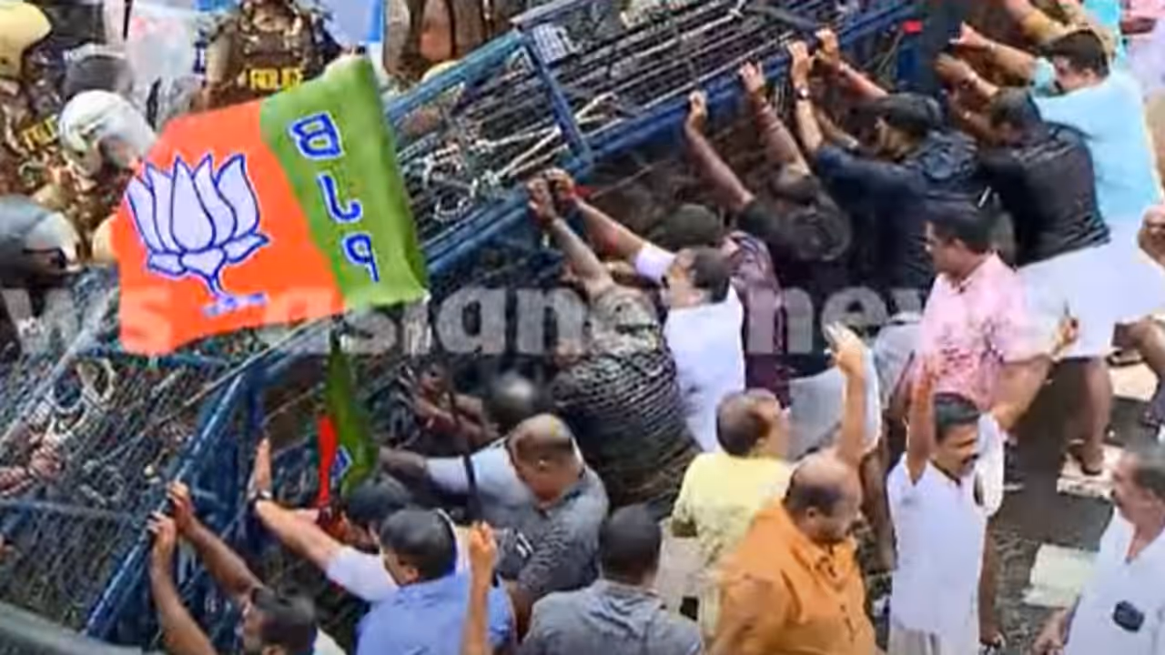 BJP Protest in Thrissur