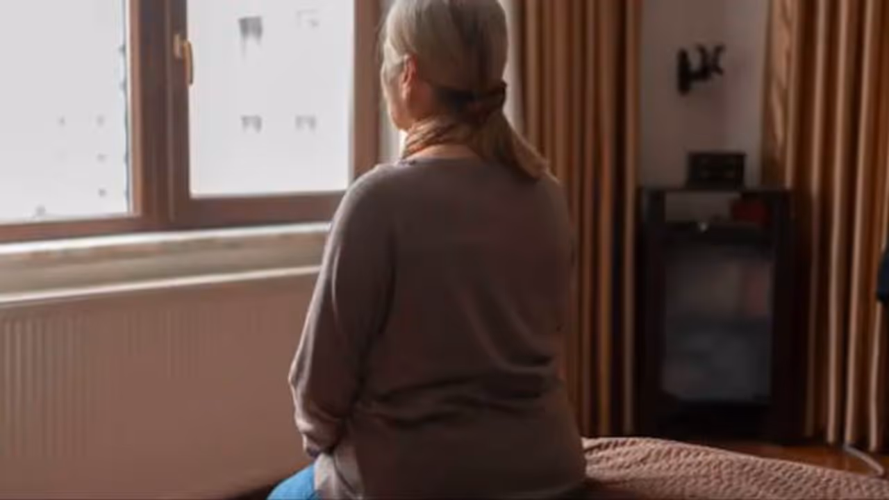 mumbai family found their missing grandmother by GPS tracker