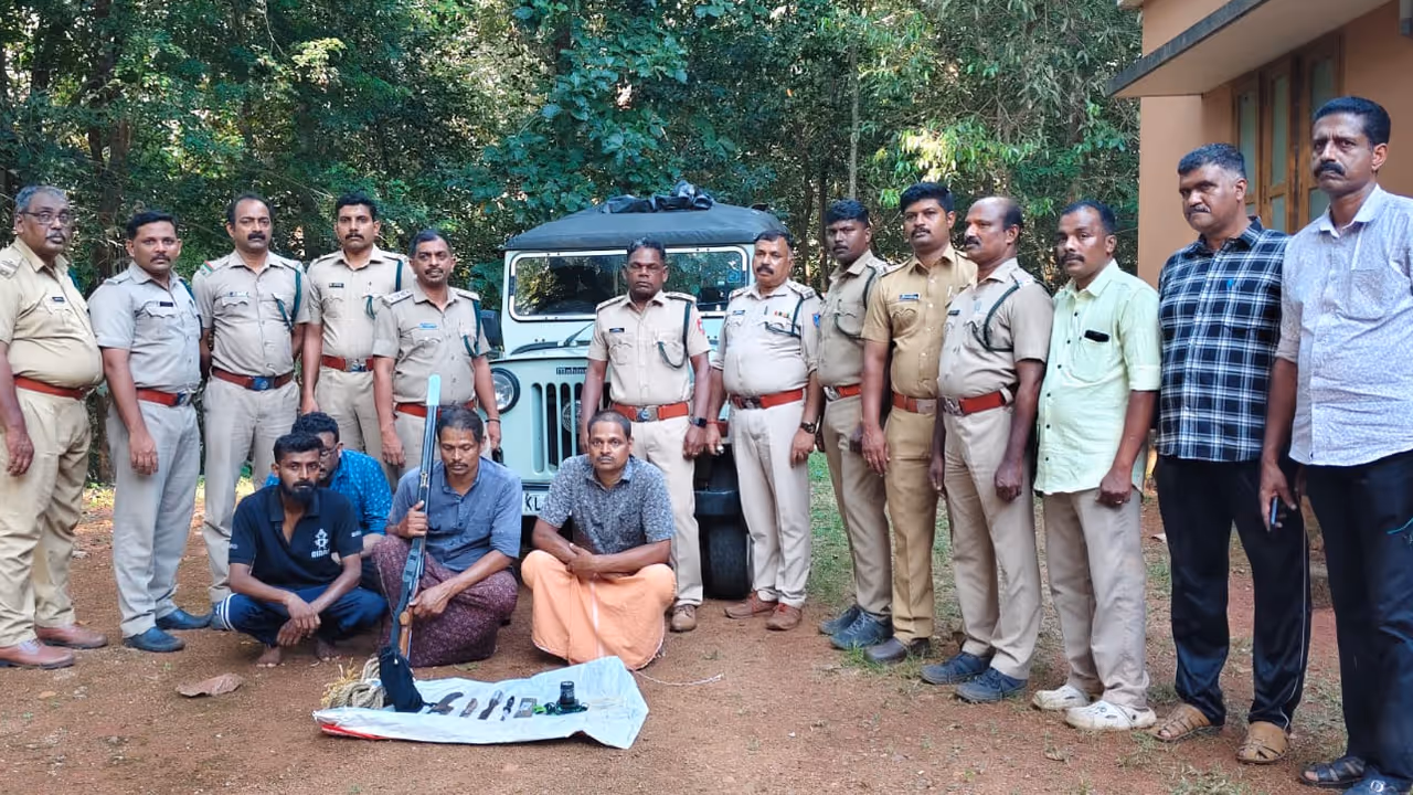 sambar deer shot dead and meat sold hunting gang arrested in pathanamthitta sambar deer shot dead and meat sold hunting gang arrested in pathanamthitta