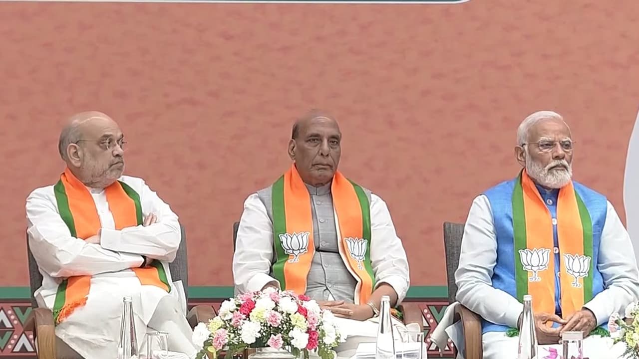 Modis guarantee is considered 24 karat gold Rajnath Singh said in the release of BJP s manifesto bsm Modis guarantee is considered 24 karat gold Rajnath Singh said in the release of BJP s manifesto bsm