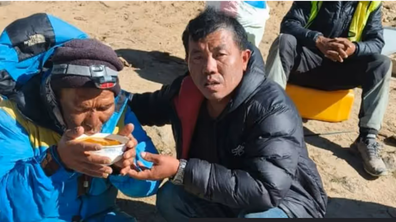 Hilari Dawa Sherpa who trapped in Mount Everest Hilari Dawa Sherpa who trapped in Mount Everest