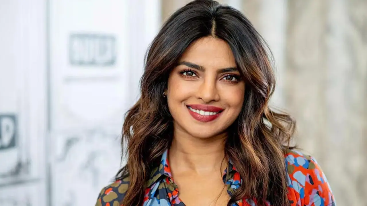 hrithik roshan priyanka chopra to kareena kapoor and these bollywood celebs favourite food