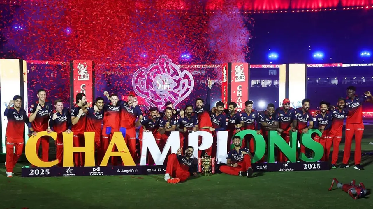 RCB Victory Parade date and time