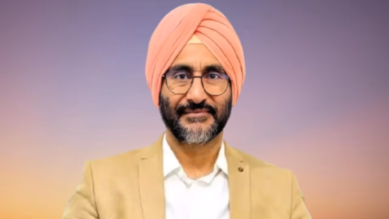 Corporate Leader Turned Author Gurucharan Singh 