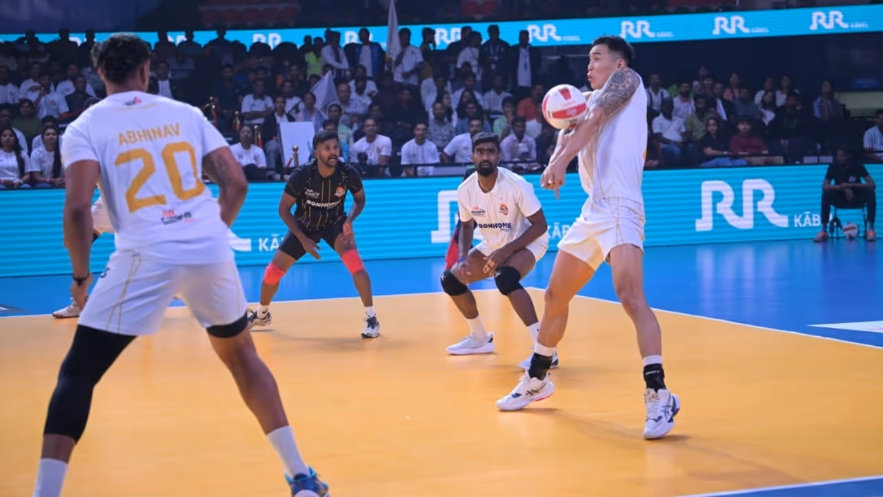 PVL 2025: Season 4 (Match 27): Ahmedabad Defenders end Mumbai Meteors’ unbeaten run with thrilling 3–1 victory PVL 2025: Season 4 (Match 27): Ahmedabad Defenders end Mumbai Meteors’ unbeaten run with thrilling 3–1 victory