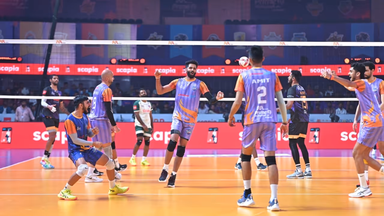 PVL 2025 Season 4 (Match 34): Mumbai Meteors triumph over Bengaluru Torpedoes to top the league table