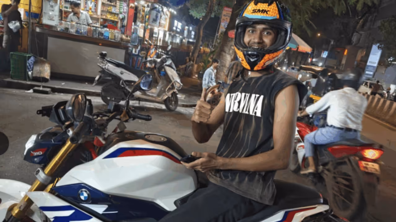 Entrepreneur Expects an Uber Bike, Gets Picked Up on a BMW Motorcycle Instead Entrepreneur Expects an Uber Bike, Gets Picked Up on a BMW Motorcycle Instead