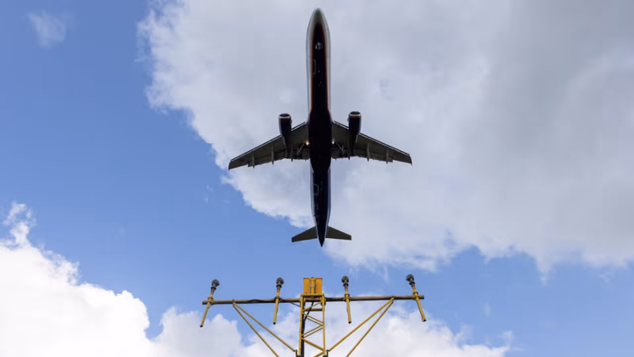 Delhi flight restrictions Delhi flight restrictions
