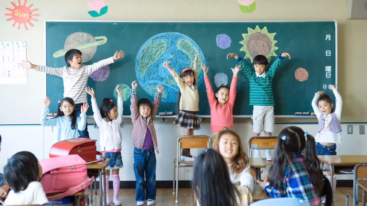 kids in school japan/Representative image
