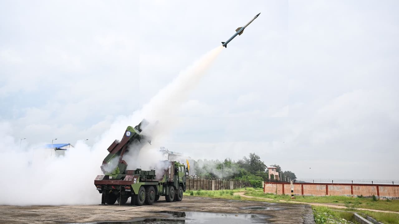 DRDO successfully tests multi layered air defence system DRDO successfully tests multi layered air defence system