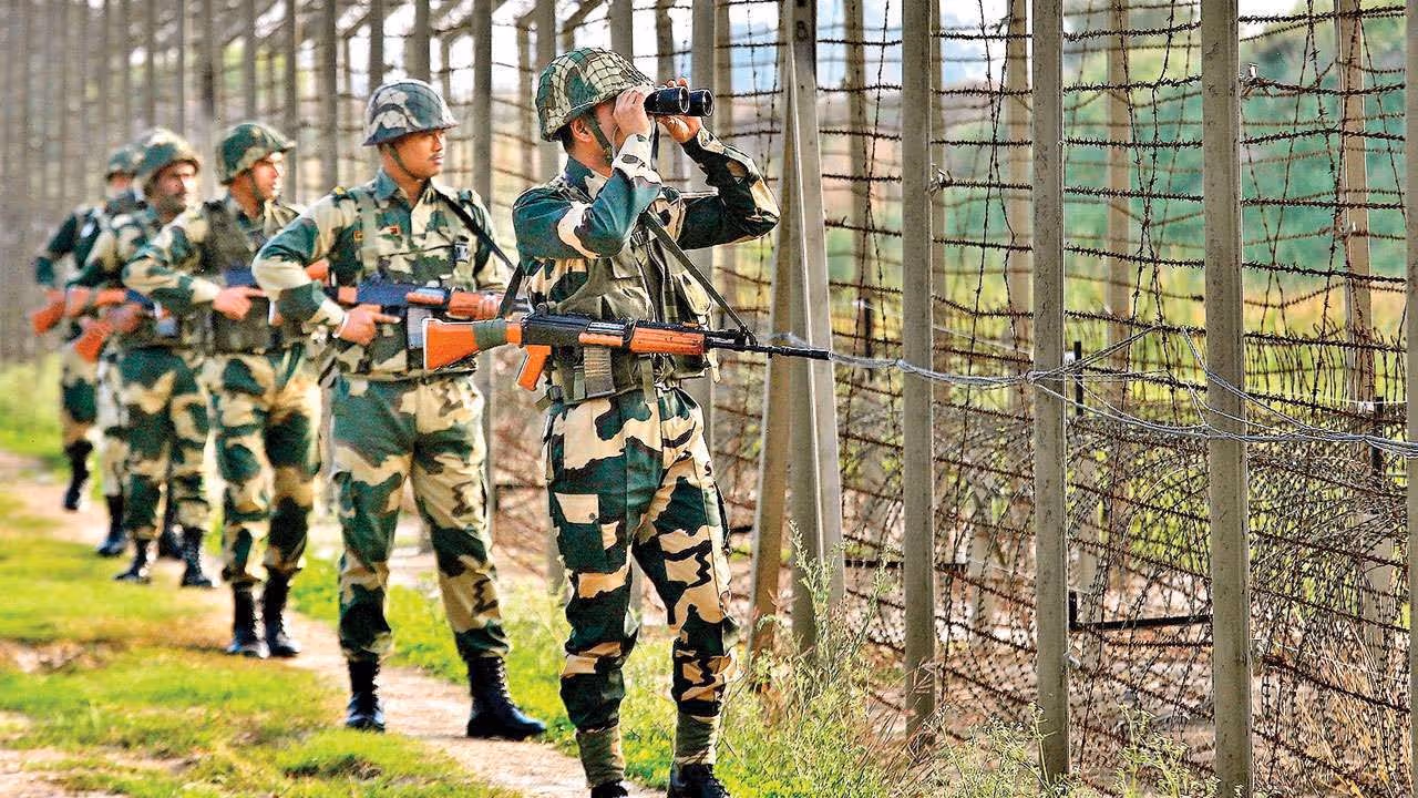 BSF Kills Pak Intruders BSF Kills Pak Intruders