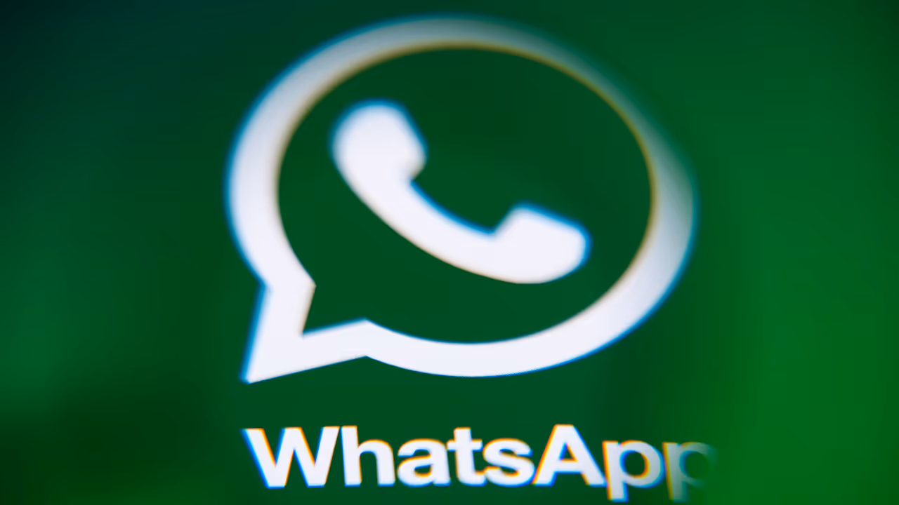 whatsApp logo