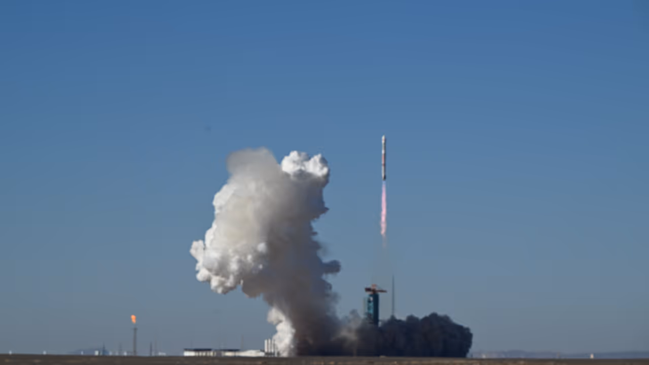 Zhuque 3, China Space, LandSpace, Zhuque 3, Zhuque 3, reusable rocket, SpaceX, Falcon 9, China space program, Chinese space company, rocket landing, reusable rocket technology, China rocket, LandSpace Zhuque 3, commercial spaceflight, space technology, ചൈന, ലാൻഡ്സ്പേസ്, ഴുക് 3, ഴുക് 3, പുനരുപയോഗ റോക്കറ്റ്, ഫാൽക്കൺ 9, സ്പേസ് എക്സ്, ചൈനീസ് ബഹിരാകാശം, റോക്കറ്റ് തിരിച്ചിറക്കം, ബഹിരാകാശ വാർത്ത, ബഹിരാകാശ സാങ്കേതികവിദ്യ, വാണിജ്യ ബഹിരാകാശം Zhuque 3, China Space, LandSpace, Zhuque 3, Zhuque 3, reusable rocket, SpaceX, Falcon 9, China space program, Chinese space company, rocket landing, reusable rocket technology, China rocket, LandSpace Zhuque 3, commercial spaceflight, space technology, ചൈന, ലാൻഡ്സ്പേസ്, ഴുക് 3, ഴുക് 3, പുനരുപയോഗ റോക്കറ്റ്, ഫാൽക്കൺ 9, സ്പേസ് എക്സ്, ചൈനീസ് ബഹിരാകാശം, റോക്കറ്റ് തിരിച്ചിറക്കം, ബഹിരാകാശ വാർത്ത, ബഹിരാകാശ സാങ്കേതികവിദ്യ, വാണിജ്യ ബഹിരാകാശം