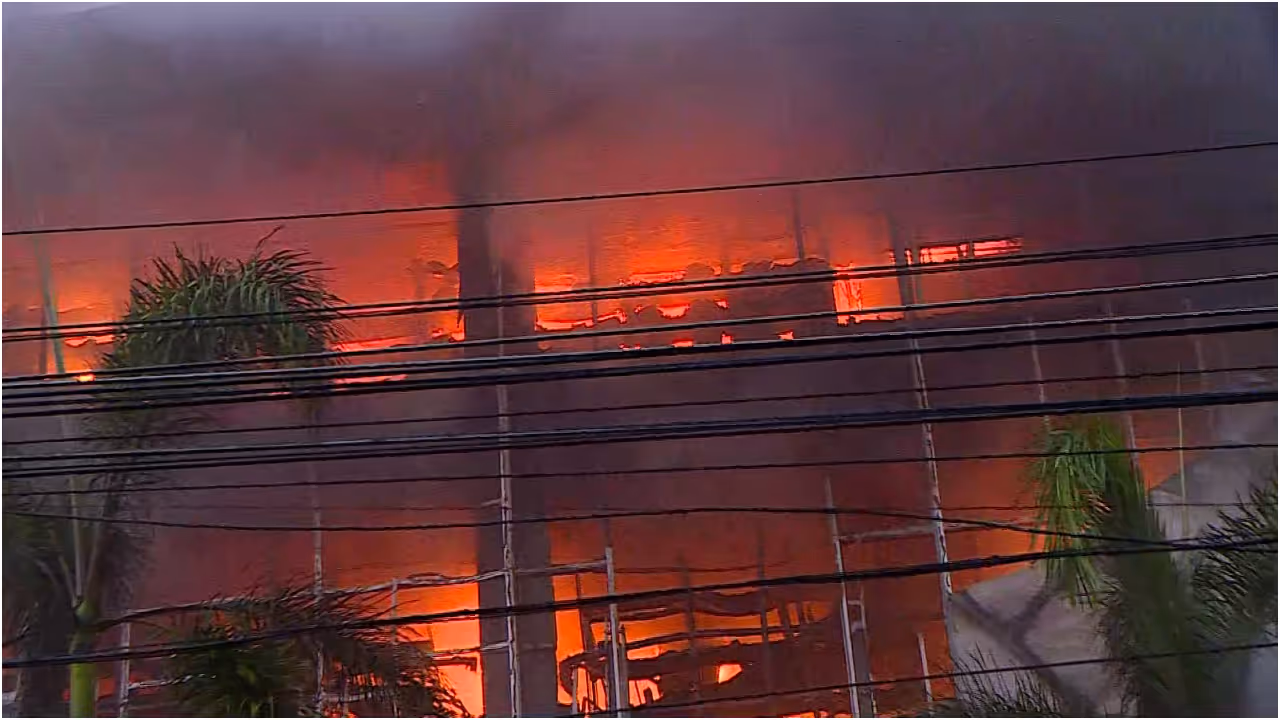 kozhikode jayalakshmi textiles fire accident kozhikode jayalakshmi textiles fire accident