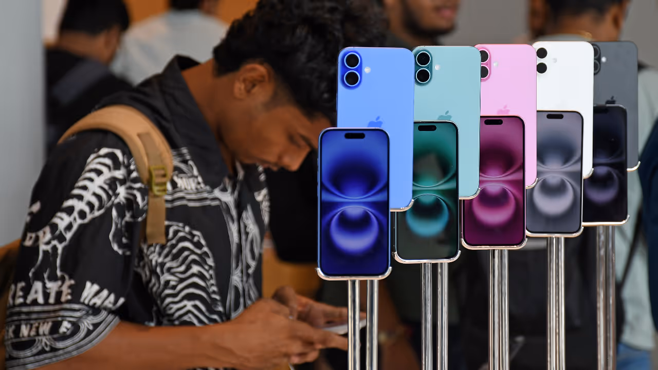 iPhone 16 Series iPhone 16 Series