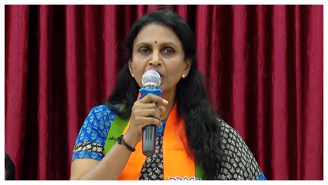 R Sreelekha R Sreelekha
