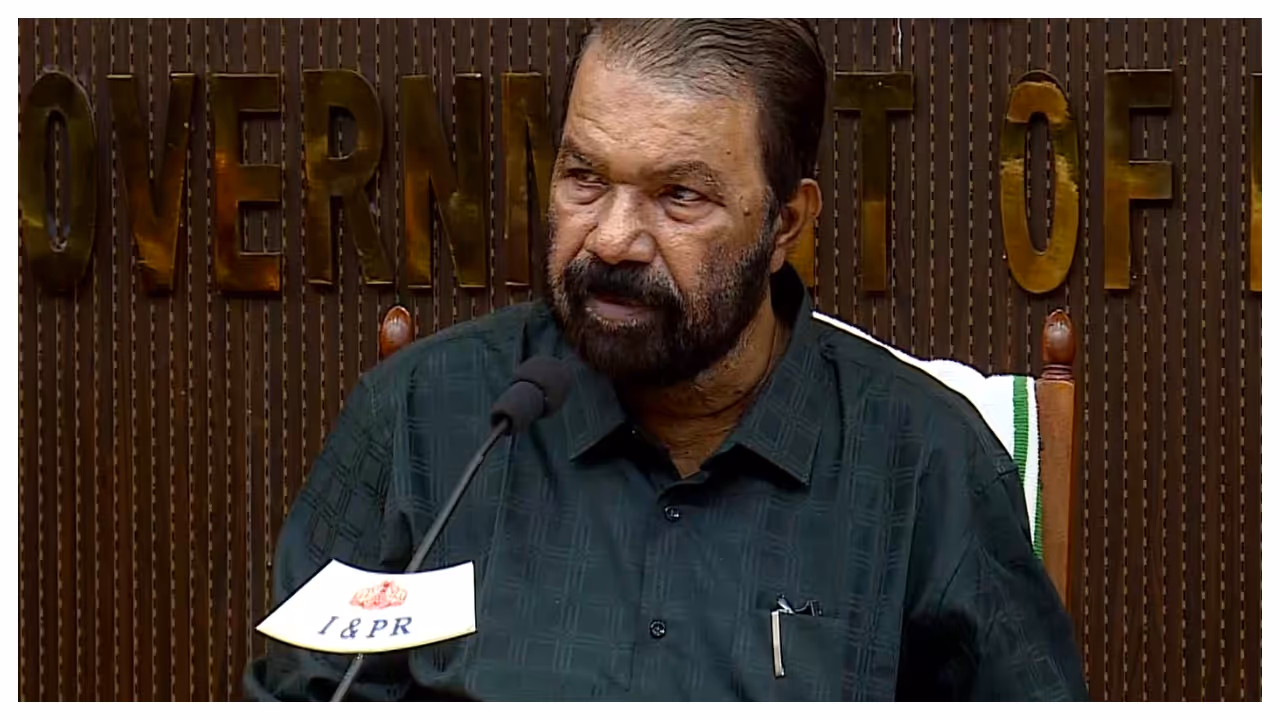 v sivankutty sivan kutty criticises police entry into kerala university hostel demands action v sivankutty sivan kutty criticises police entry into kerala university hostel demands action