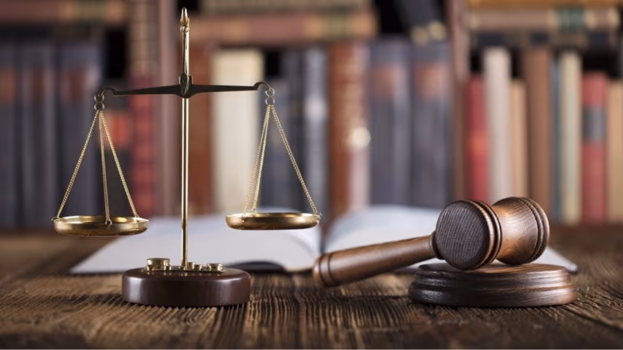 law court law court
