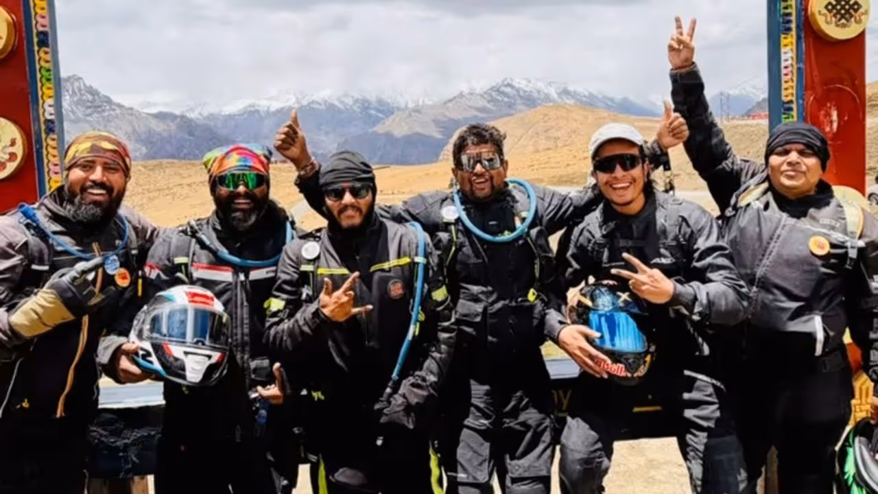 Haveri biker and team complete 47 day North India expedition Haveri biker and team complete 47 day North India expedition