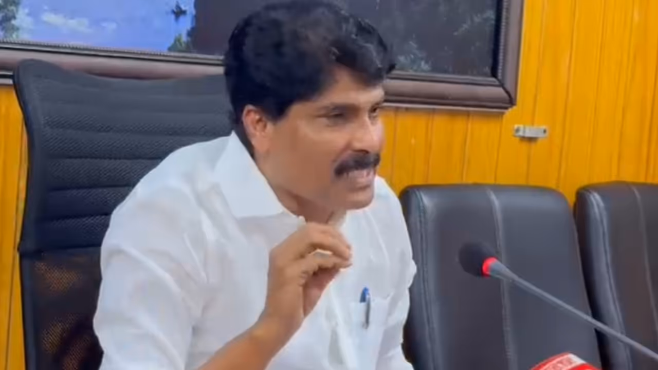 Minister T Siddique Minister T Siddique