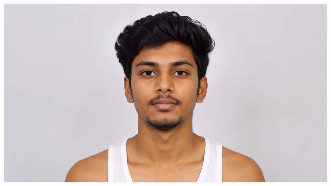 Exam Candidate Goes Viral After Vest Photo Appears on Admit Card Exam Candidate Goes Viral After Vest Photo Appears on Admit Card