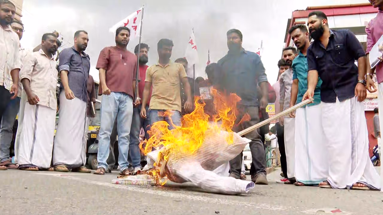 rahul mankoottam protest 