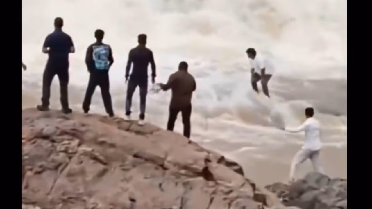 Duduma waterfall accident 