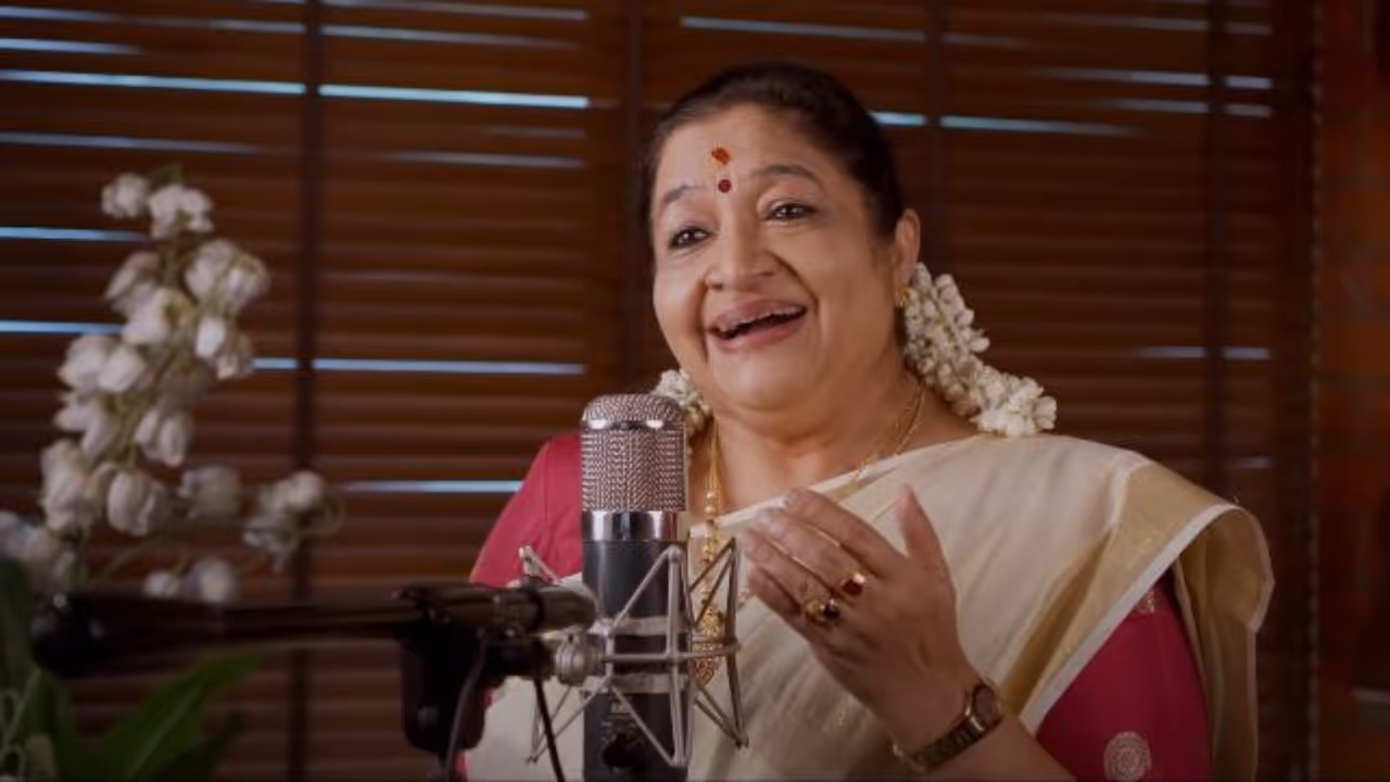 ATHAM PATHU ks chithra onam song became viral