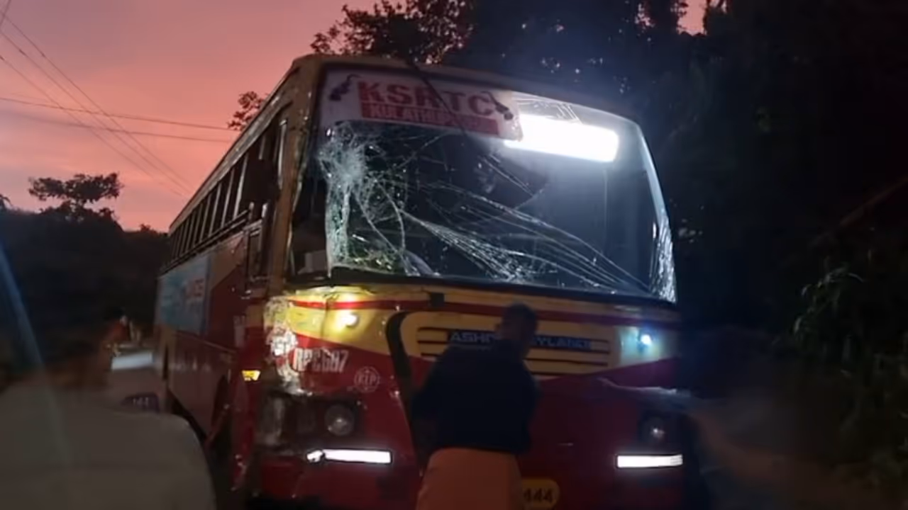 ksrtc accident kollam 