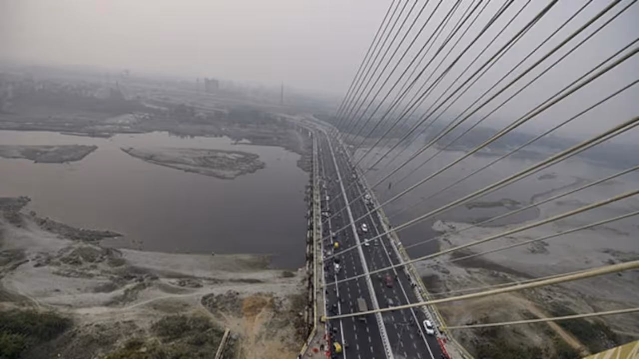 delhi signature bridge