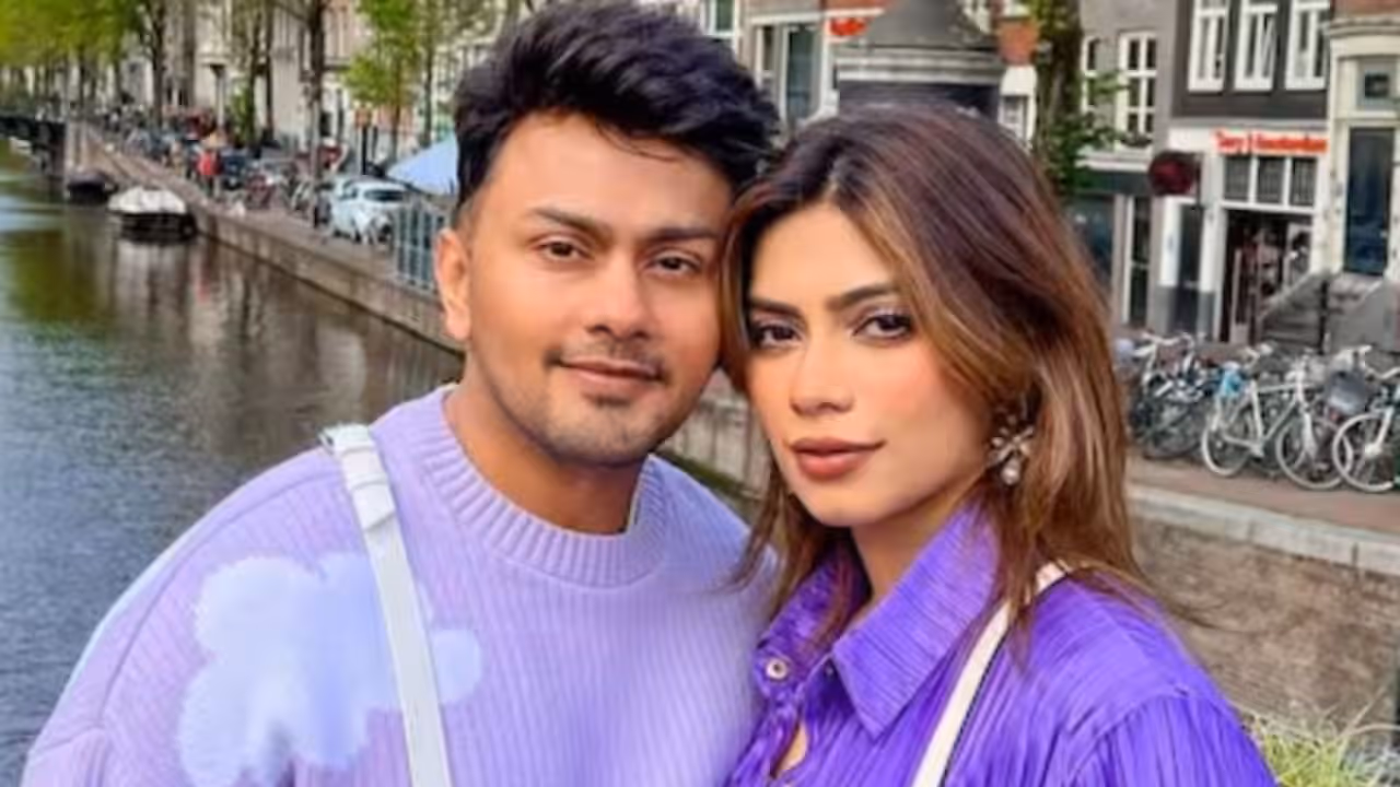 Nagma Mirajkar Awez Darbar