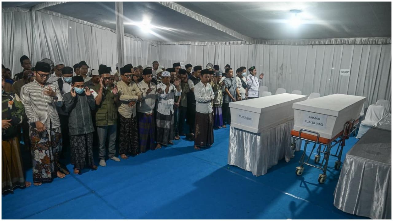 school building collapse