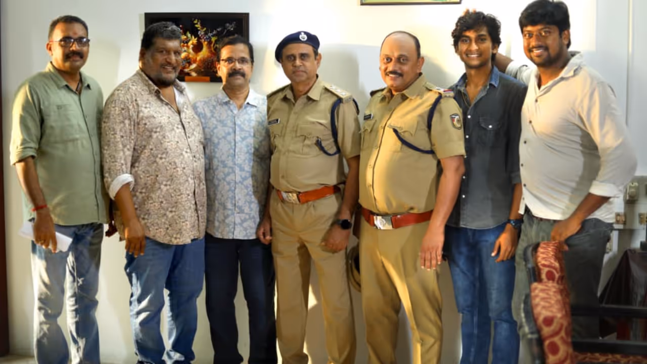 Dixon Poduthas to play the lead in short film sub inspectorude thoppi