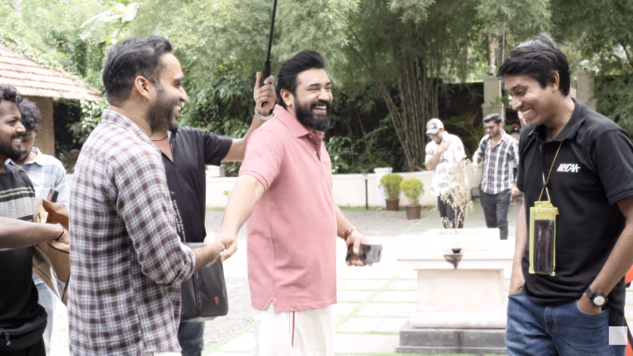 Sarvam Maya bts video 1 nivin pauly Akhil Sathyan Sarvam Maya bts video 1 nivin pauly Akhil Sathyan