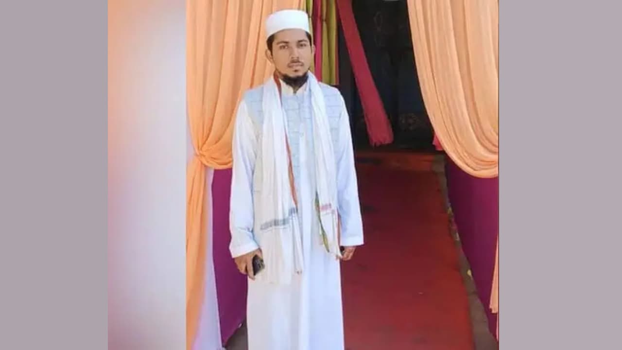 Mosque loudspeaker saves people Mosque loudspeaker saves people