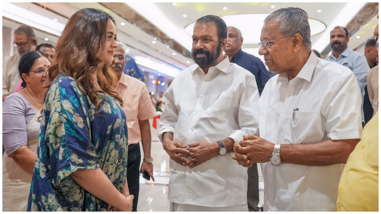 pinarayi vijayan bhavana pinarayi vijayan bhavana