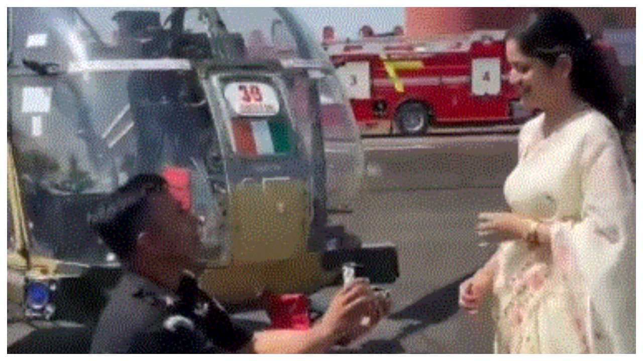 Army pilot proposes to girlfriend after training Army pilot proposes to girlfriend after training