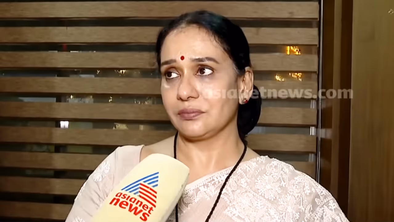 Maala Parvathi takes legal action against youtube channel for defamation against her in connection with problems in amma Maala Parvathi takes legal action against youtube channel for defamation against her in connection with problems in amma