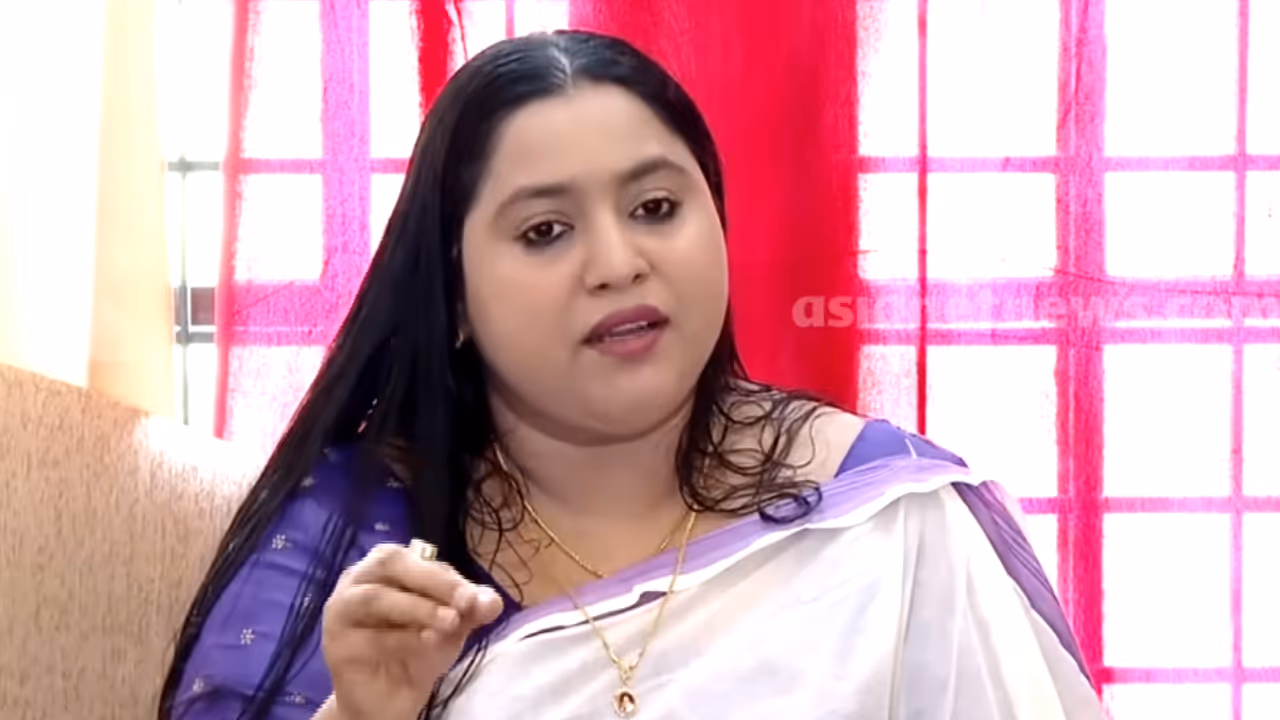 Lakshmi Priya approached cyber cell for online abuse she faced Lakshmi Priya approached cyber cell for online abuse she faced