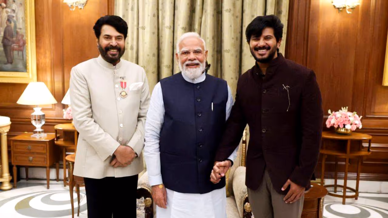 prime minister narendra modi shares photos with mammootty and family after Padma Bhushan prime minister narendra modi shares photos with mammootty and family after Padma Bhushan