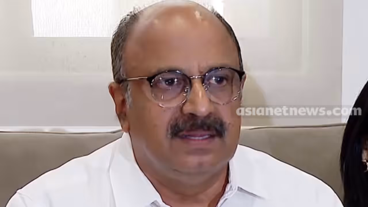 court gives permission to actor Sidhique accused in sexual assault case to take part in film shooting in hyderabad court gives permission to actor Sidhique accused in sexual assault case to take part in film shooting in hyderabad