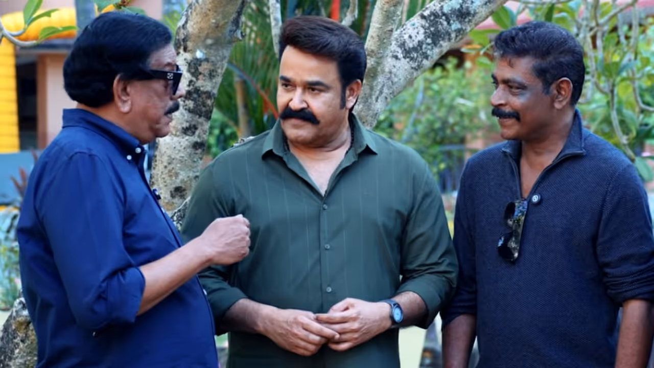 priyadarshan postpones mohanlal movie to unite with akshay kumar again priyadarshan postpones mohanlal movie to unite with akshay kumar again