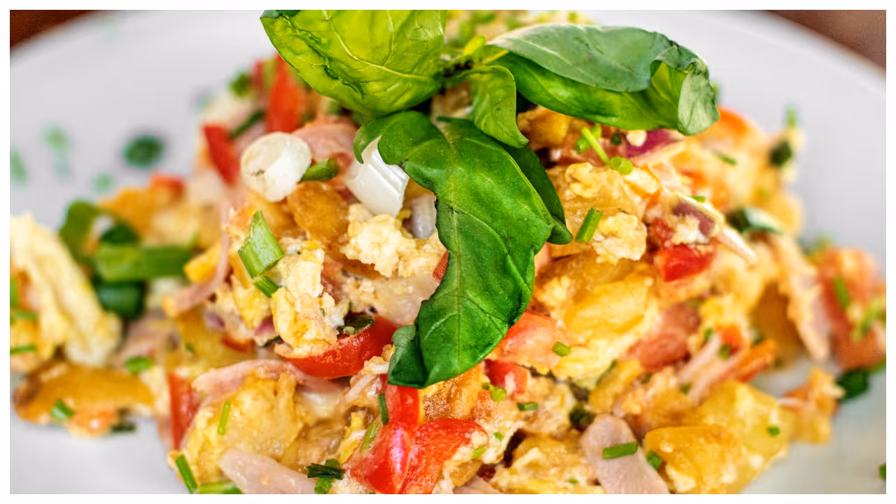 tomato scrambled egg dish tomato scrambled egg dish