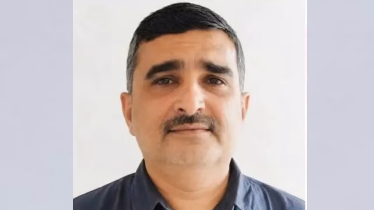 Hareshgiri Gulabgiri Goswami Hareshgiri Gulabgiri Goswami