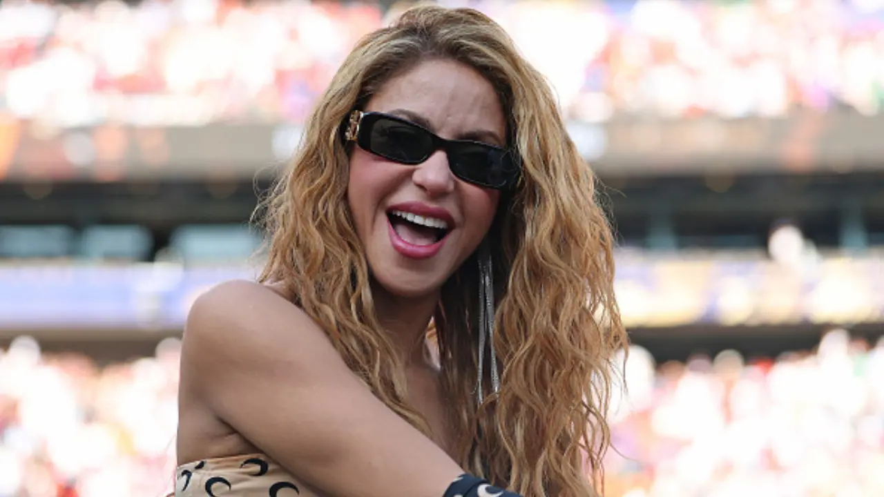 Shakira Shakira