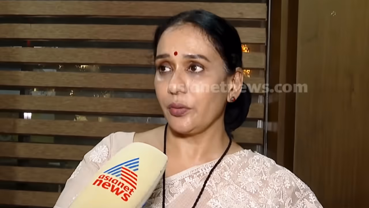 Maala Parvathi reacts to her leaked audio clip about welcoming men members facing allegations to amma Maala Parvathi reacts to her leaked audio clip about welcoming men members facing allegations to amma