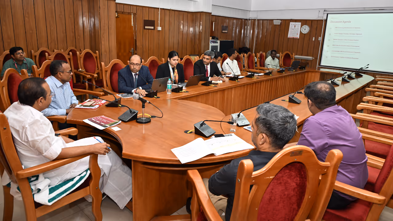 AII Bank expresses readiness to invest in initiatives including 'Mission Samudra' AII Bank expresses readiness to invest in initiatives including 'Mission Samudra'