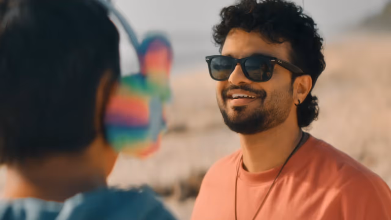 UFO Mode Video Song from pluto malayalam movie neeraj madhav UFO Mode Video Song from pluto malayalam movie neeraj madhav