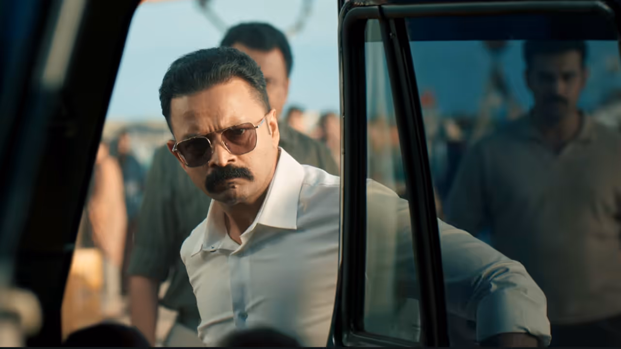 Operation Tral director ratheesh vega reacts to negative comment by a sound designer Operation Tral director ratheesh vega reacts to negative comment by a sound designer